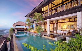 Hidden Hills Villas